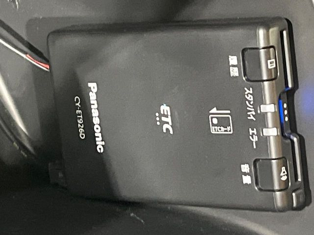 【ETC】高速道路の料金所をストレスなく通過!話題のスポットやサービスエリアに多い「スマートIC」利用時は必須のアイテムです。当店でセットアップを実施、ご納車当日からすぐにご利用いただけます!