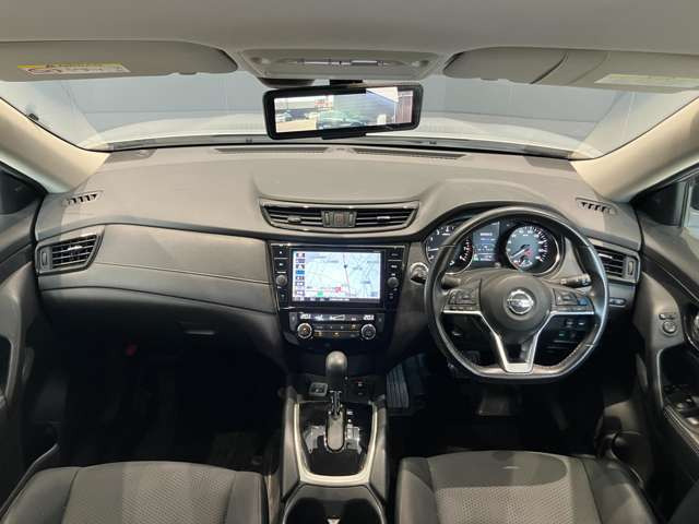 エクストレイル2.0 20Xi