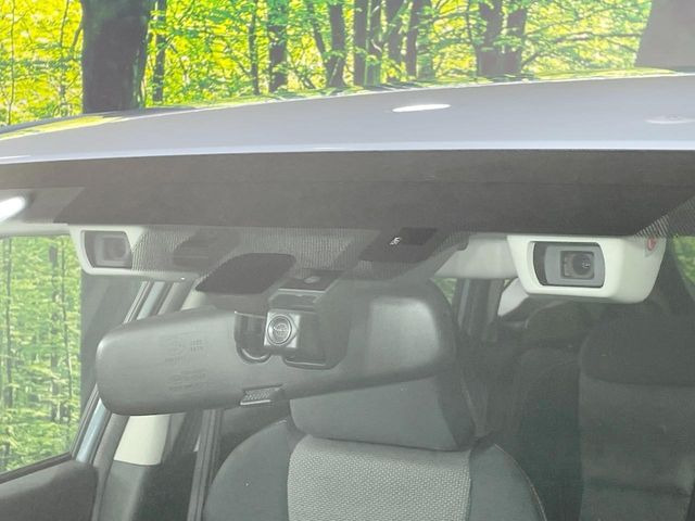 �y�A�C�T�C�g�z�O���̎ԗ��������m���A�Փ˂������Ȏ��͌x��Œ��ӂ𑣂��A�u���[�L�𓥂ޗ͂��T�|�[�g�B�u���[�L�𓥂߂Ȃ������ꍇ�͏Փ˔�Q�y���u���[�L���쓮�A�Փˉ�����T�|�[�g���܂��B