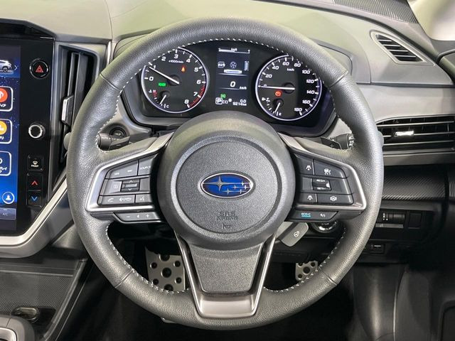 �y�����v�����X�e�A�����O�z�㎿�Ȋv���g�p���邱�ƂŁA��ɂ����������݂ƂĂ��^�]���₷���n���h���ł���