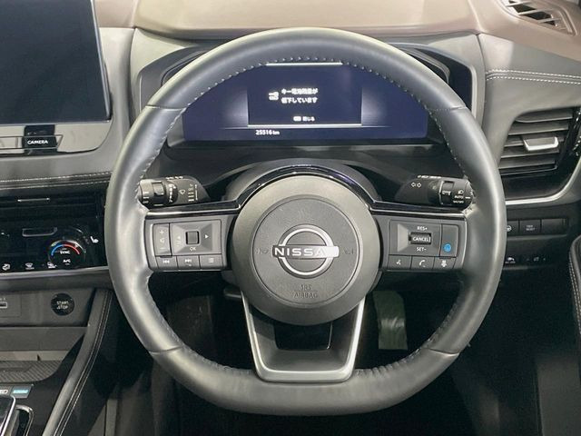 �y�����v�����X�e�A�����O�z�㎿�Ȋv���g�p���邱�ƂŁA��ɂ����������݂ƂĂ��^�]���₷���n���h���ł���