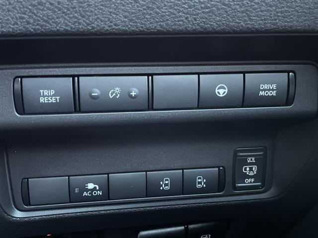 セレナ1.4 e-4ORCE ハイウェイスターV 4WD