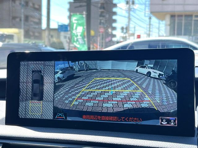 �y�p�m���~�b�N�r���[���j�^�[�z��p�̃J�����ɂ��A�ォ�猩���낵���悤�Ȏ��_��360�x�N���}�̎��͂��m�F���邱�Ƃ��ł��܂������p�������m�F���₷���A�����ꏊ�ł̐؂�Ԃ��⒓�Ԃ��X���[�Y�ɍs���܂��B