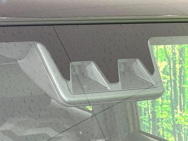 �y�X�}�[�g�A�V�X�g�z���s���ɑO���̎ԗ�����F�����A�Փ˂������Ȏ��͌x��ƃu���[�L�ŏՓˉ���Ɣ�Q�y�����A�V�X�g�B�����S�Ƀh���C�u�����y���݂��������܂��B