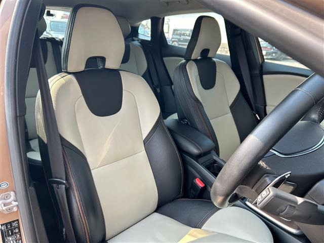 V40クロスカントリーT5 4WD