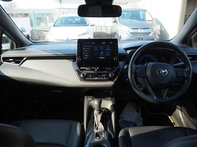 カローラツーリング1.8 ハイブリッド W×B E-Four 4WD