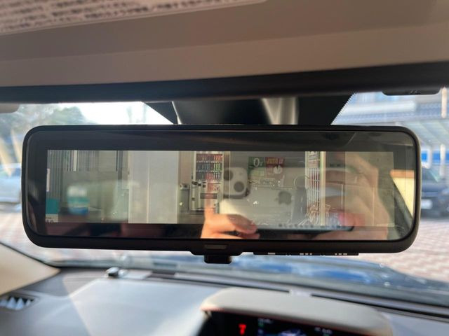 �y�X�}�[�g�����r���[�~���[�z��Ȃ̑傫�ȉו��⓯��҂Ō�����m�F���Â炢���ł����S!�J�������B�e�����ԗ�����̉f�������[���~���[���ɕ\���B�N���A�Ȏ��E�ŏ󋵂̊m�F���\�ł�!