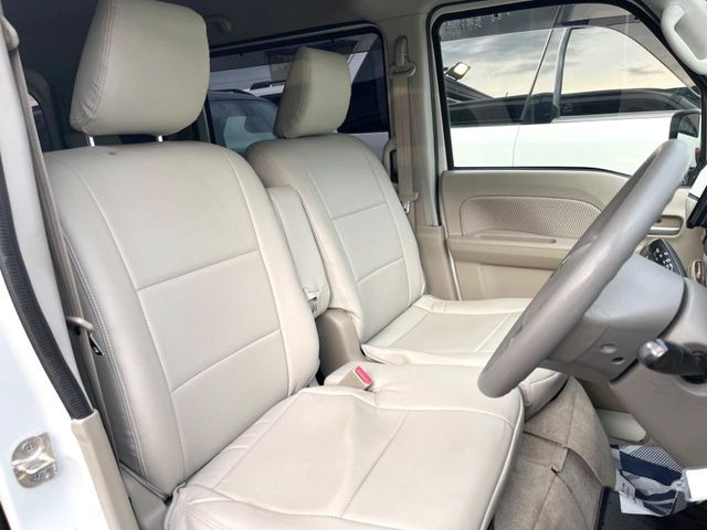 �^�]�ȃV�[�g���͎g�p�������Ȃ��A�ǍD�ȏ�ԂƂȂ��Ă��܂��B�O�I�[�i�[�l�����J�Ɏg���Ă������Ƃ��悭�킩��܂��ˁB