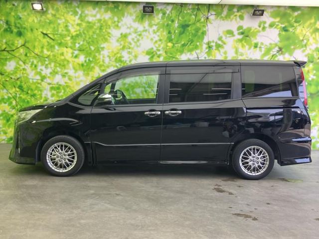 ノア1.8 ハイブリッド Si W×B III