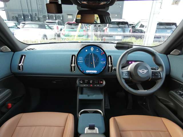 ミニカントリーマンS ALL4 DCT 4WD