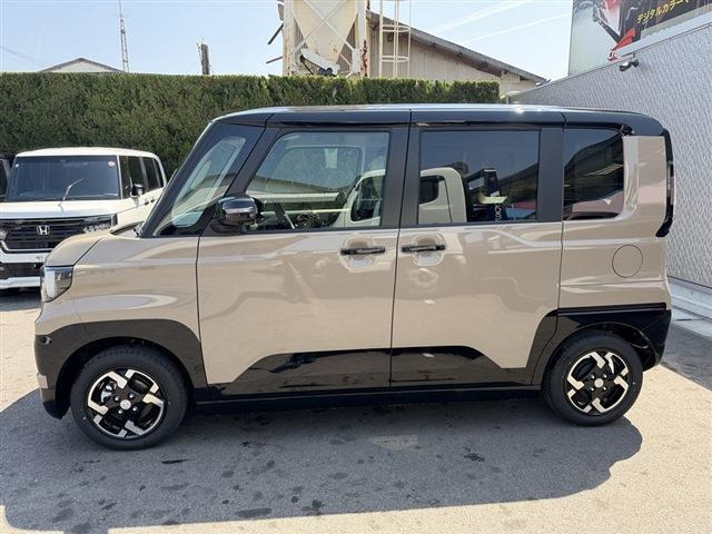 デリカミニG プレミアム リミテッド エディション