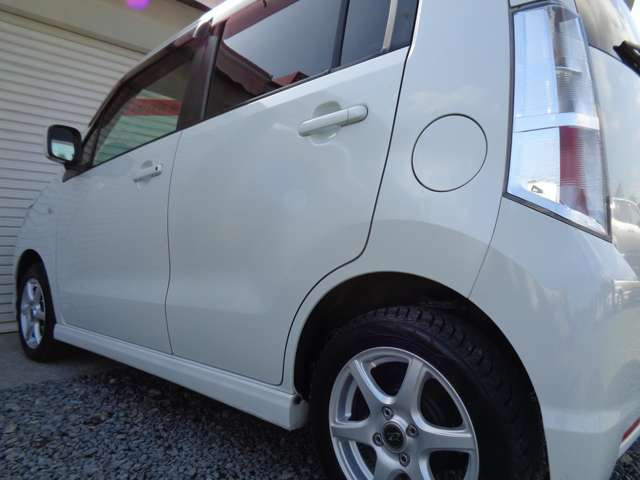 純正プライバシーガラス!お客様のお好みに合わせましてガラスフィルム施工も承っております!お気軽にご相談下さいませ!