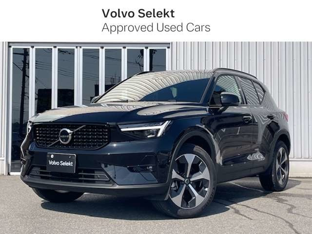 XC40ウルトラ B4 AWD 4WD