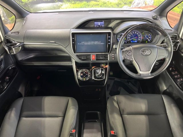 エスクァイアハイブリッド1.8 Gi