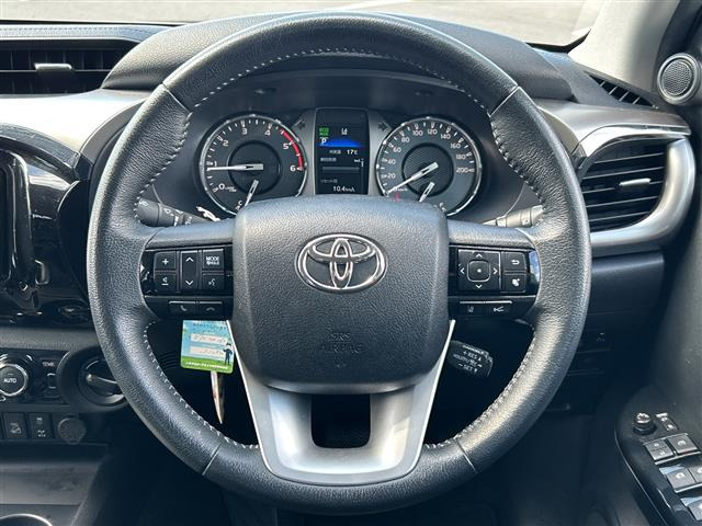 ハイラックス2.4 Z ディーゼル 4WD