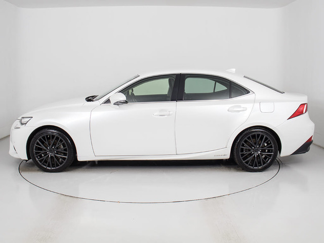 18�C���`�A���~!!�A���~�z�C�[���̕ύX���\�ł�!���q�l�̂��D�݂�1����쐬�\�ƂȂ�܂�!���ڍׂ̓X�^�b�t�܂ł��q�˂��������B