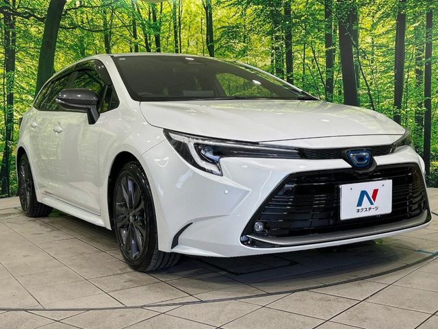 高透明度のガラス皮膜で撥水はもちろん、上質なツヤ・光沢を実現。紫外線や酸性雨から大切な愛車を保護し、色あせ・劣化を防止。「弾スプラッシュコート」、「弾プリミッサコート」からお選びいただけます。