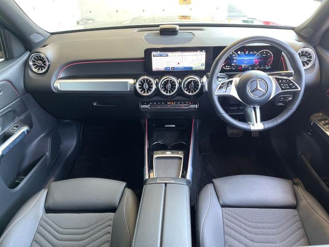 GLBGLB200d 4マチック 4WD