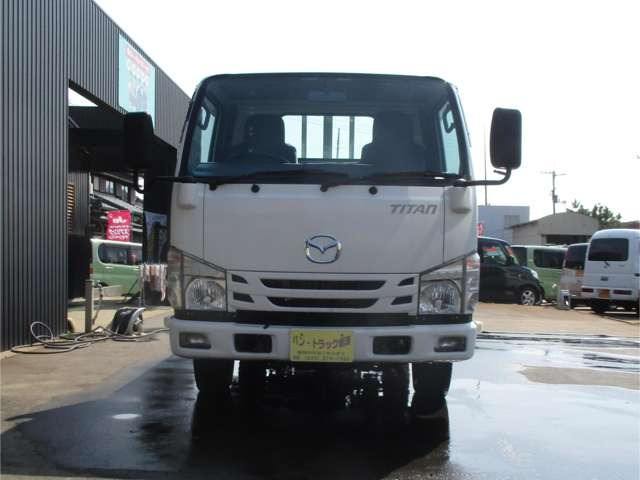 タイタン3.0 フルワイドロー 4WD