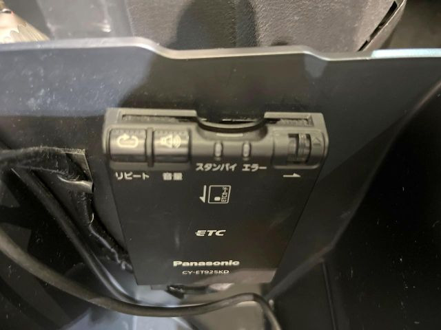 【ETC】高速道路の料金所をストレスなく通過!話題のスポットやサービスエリアに多い「スマートIC」利用時は必須のアイテムです。当店でセットアップを実施、ご納車当日からすぐにご利用いただけます!