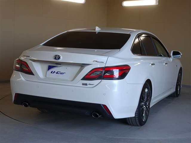 クラウンハイブリッド 2.5 G エグゼクティブ Four 4WD