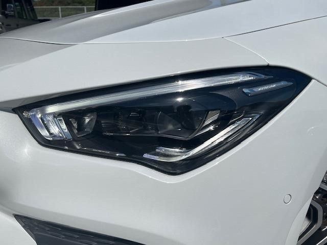 CLAシューティングブレークCLA200d AMGライン