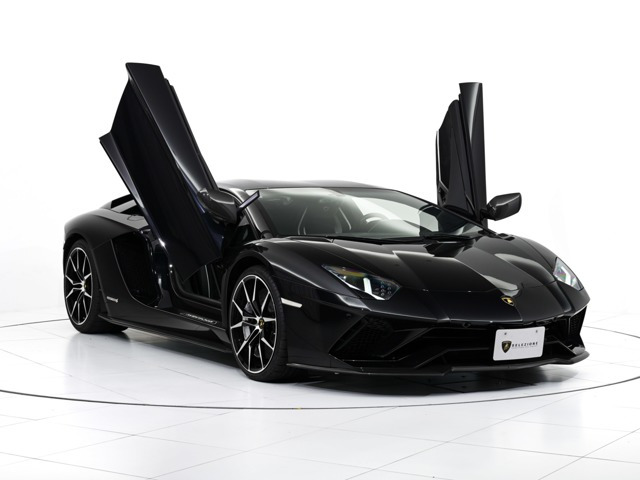 アヴェンタドールS 4WD