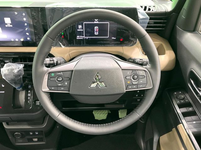 �y�X�e�A�����O�X�C�b�`�z�^�]���A�O������ڐ������炷���ƂȂ��A�I�[�f�B�I���̑��삪�\�ȕ֗��@�\!���S&���K�ȃh���C�u�����o���Ă���܂���