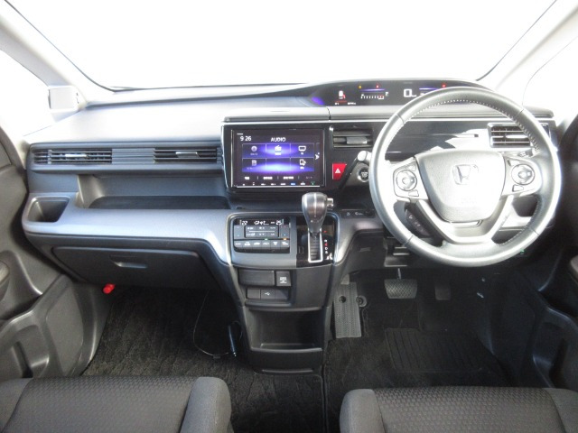 ステップワゴン1.5 スパーダ ホンダ センシング