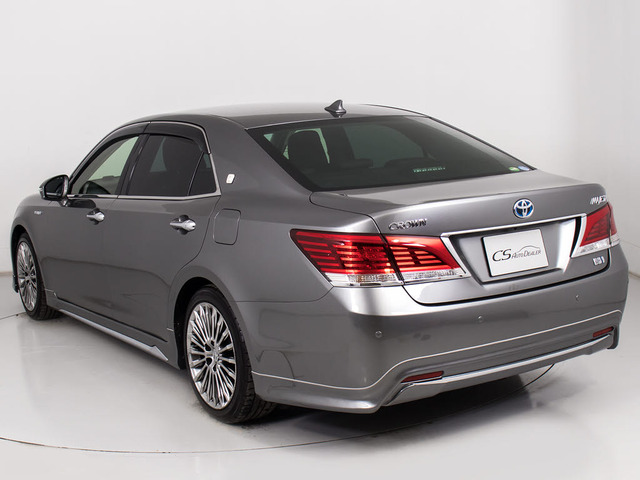 フルエアロが装着されています!お好みはいかがですか?今付いているデザイン以外にも、各ブランドのエアロを格安にてお取付け出来ます!又、エアロを外してノーマル状態にする事も出来ます!!