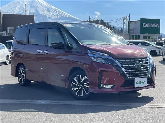 セレナ2.0 ハイウェイスターV