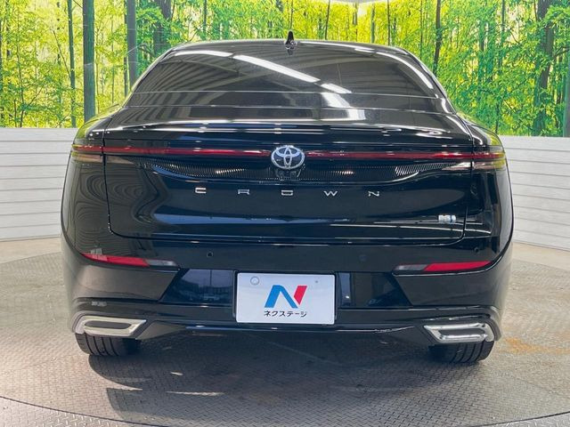 安心の最長10年・走行無制限保証(有償)をご用意。保証内容も充実はもちろん、無料点検&オイル交換や、年中無休の全国・24時間ロードサービスも付帯されておりますのでご安心下さい。