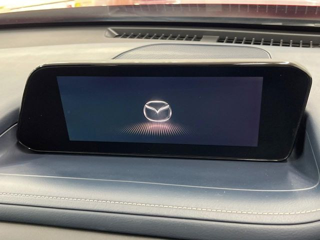 �y�����i�r�z�l�C�̏����i�r�𑕔����Ă���܂��B�i�r�̎g���₷���͂������A�I�[�f�B�I�@�\���[��!�L�����v�◷�s�͂������A�ʋ΂┃�����ȂǕ��i�̃h���C�u���y�����Ȃ�͂���