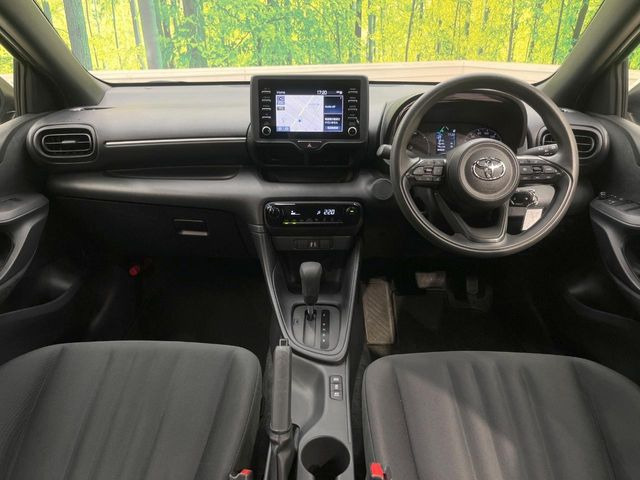 ヤリス1.5 ハイブリッド X