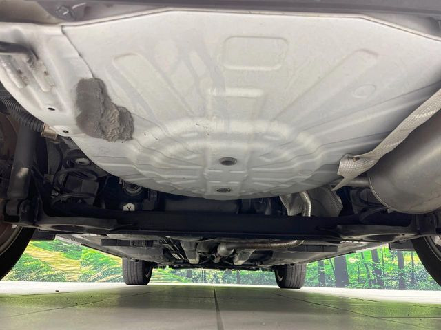 下回りがきれいなうちに、防錆加工の施工がオススメ。降雪地域はもちろん、沿岸部にお住いの方や、趣味でマリン・ウィンタースポーツをされる方にご好評いただいております。