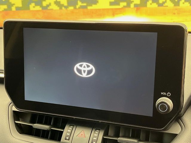 �y10.5�C���` �f�B�X�v���C�I�[�f�B�I�z���ʂ̃f�B�X�v���C��AppleCarPlay��AndroidAuto�����p�\�B�傫�ȉ�ʂŃX�}�z�i�r�A�v���������p���������܂���