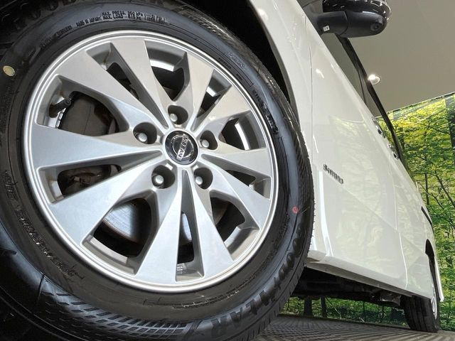 �y����15�C���`�A���~�z�C�[���z�O�ςɃ}�b�`���������A���~�z�C�[���𑕒����Ă���܂��B�e��ЊO�A���~�z�C�[����A�X�^�b�h���X�^�C�����戵�����Ă���܂��B���񂲑��k����������