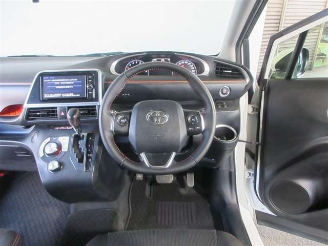 シエンタ1.5 G クエロ