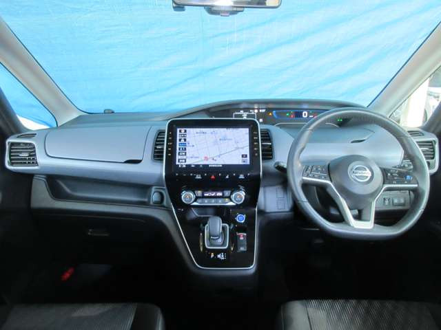 セレナ1.2 e-POWER ハイウェイスターV