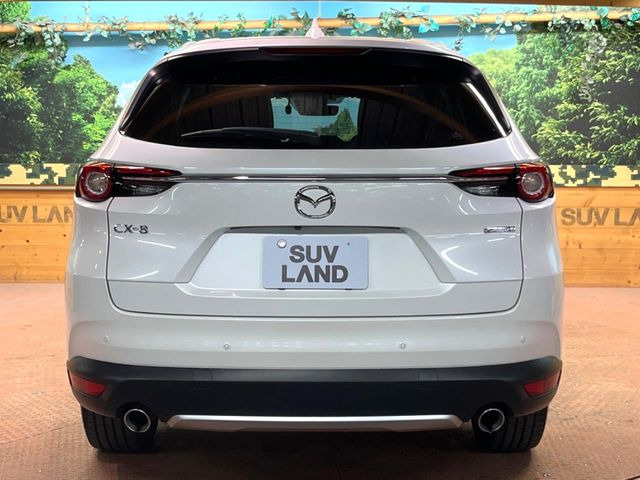 安心の最長10年・走行無制限保証(有償)をご用意。保証内容も充実はもちろん、無料点検&オイル交換や、年中無休の全国・24時間ロードサービスも付帯されておりますのでご安心下さい。