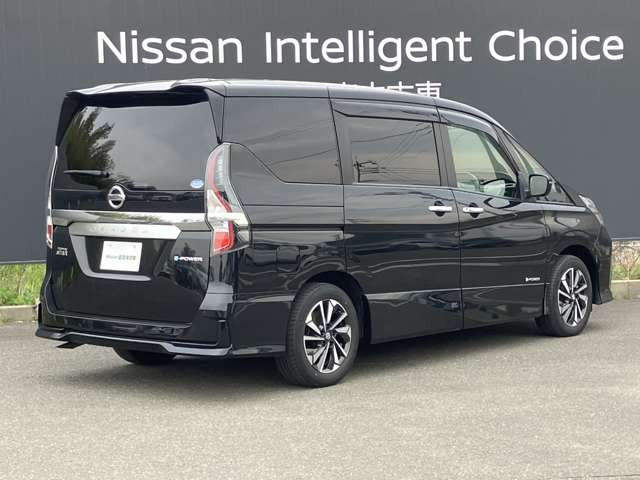 セレナ1.2 e-POWER ハイウェイスターV