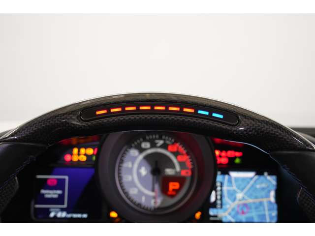 �p�b�Z���W���[�f�B�X�v���C AFS�tLED�w�b�h���C�g�B�h���C�r���O���̍��g�����Ⴂ�܂��B