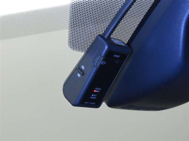 エスクァイアハイブリッド1.8 Gi プレミアムパッケージ ブラックテイラード