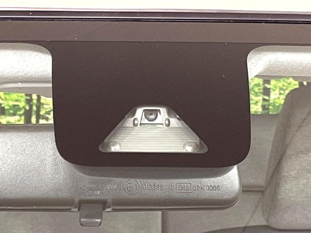 �y�X�}�[�g�A�V�X�g�z���s���ɑO���̎ԗ�����F�����A�Փ˂������Ȏ��͌x��ƃu���[�L�ŏՓˉ���Ɣ�Q�y�����A�V�X�g�B�����S�Ƀh���C�u�����y���݂��������܂��B