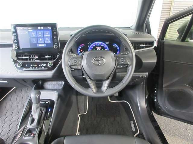 カローラツーリング1.8 ハイブリッド W×B