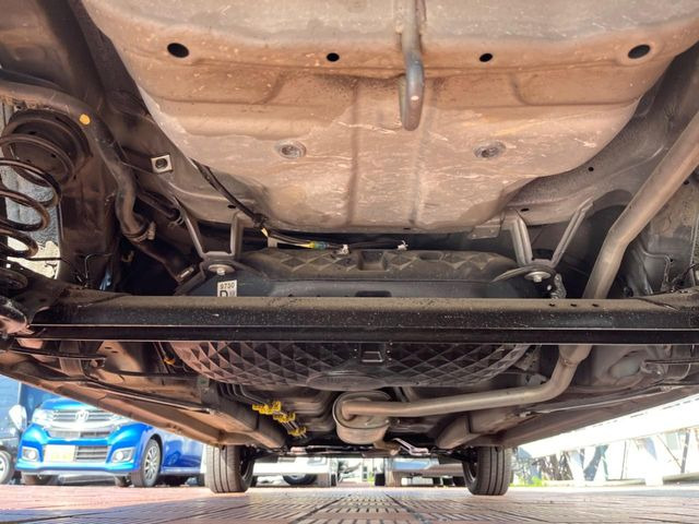 ����肪���ꂢ�Ȃ����ɁA�h�K���H�̎{�H���I�X�X���B�~��n��͂������A���ݕ��ɂ��Z���̕���A��Ń}�����E�E�B���^�[�X�|�[�c���������ɂ��D�]���������Ă���܂��B