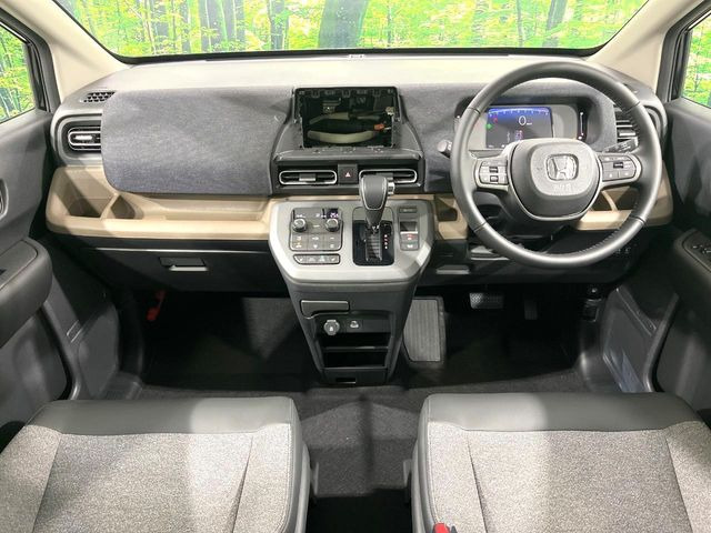 フリード1.5 e:HEV エアー EX