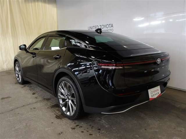 クラウンクロスオーバー2.5 G レザー パッケージ E-Four 4WD