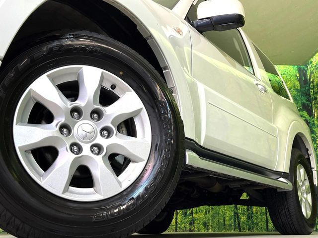 【純正17インチアルミホイール】外観にマッチした純正アルミホイールを装着しております。各種社外アルミホイールや、スタッドレスタイヤも取扱いしております。是非ご相談ください♪