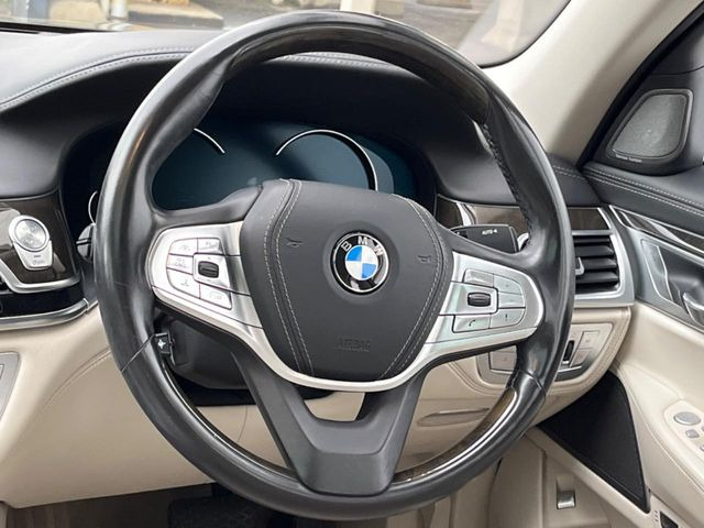 ���n���h�����̃X�������Ȃ��A���ꂢ�ȏ�Ԃ��ێ����Ă���܂��B�e�X�C�b�`���̓�����m�F�ς݂ł��B